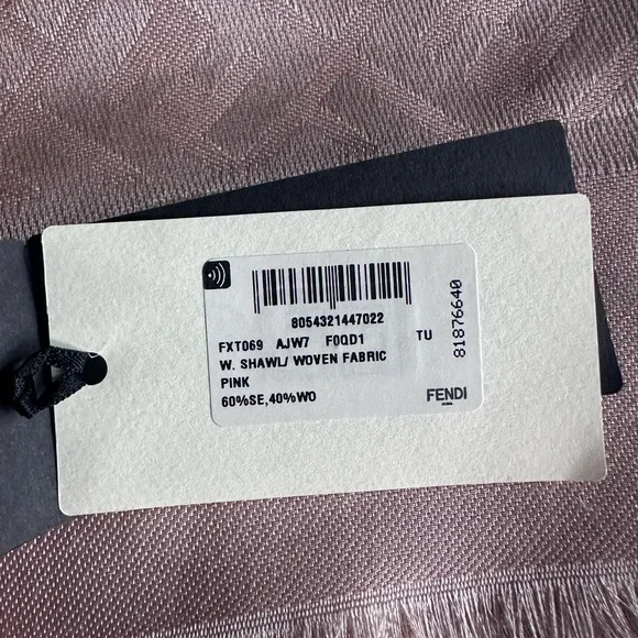 Fendi FF Pink Organic Silk Shawl - NWT Never Worn - Picture 5 of 6